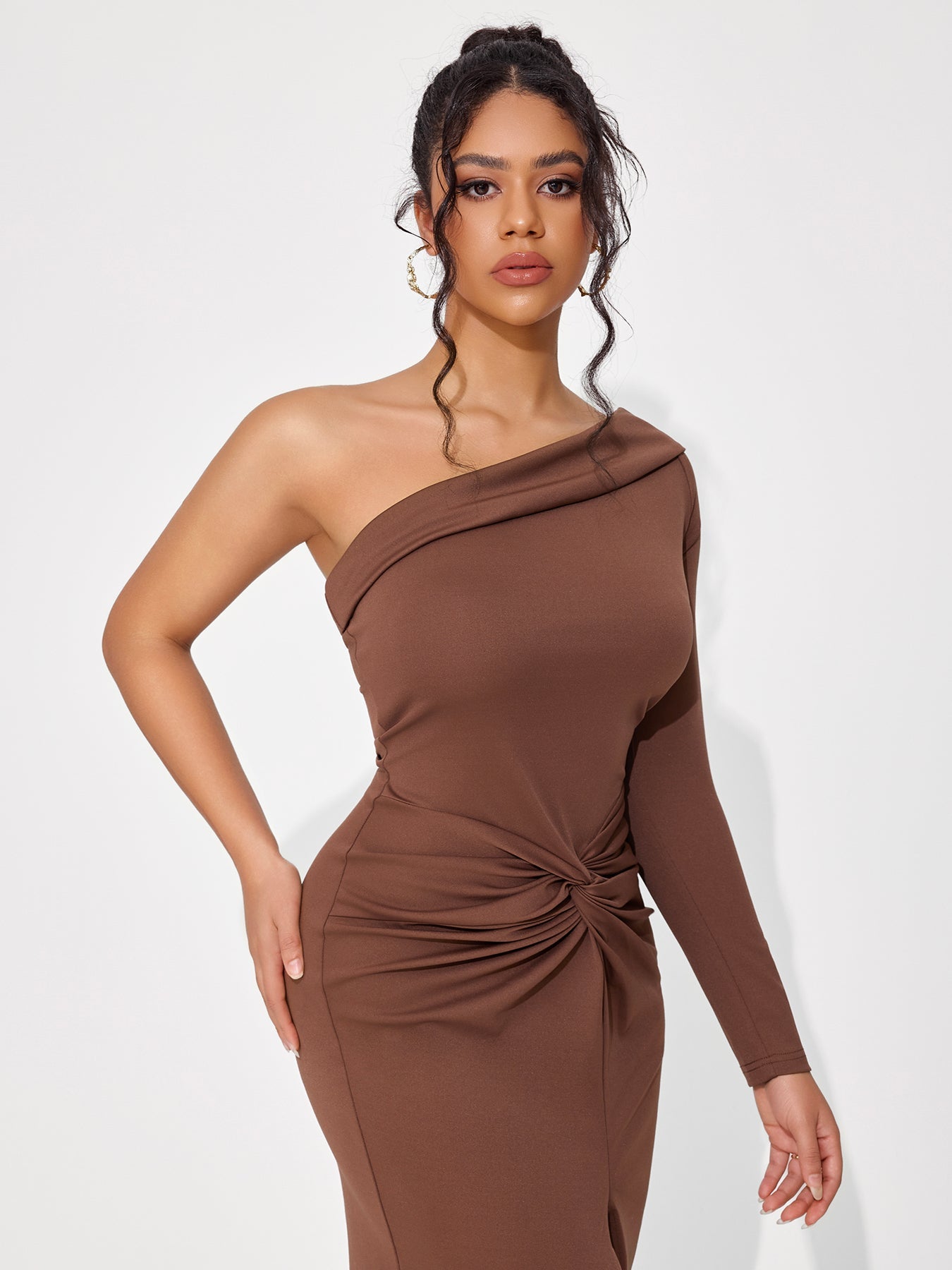 Women's Sexy Elegant Twisted Off-shoulder Hip Dress
