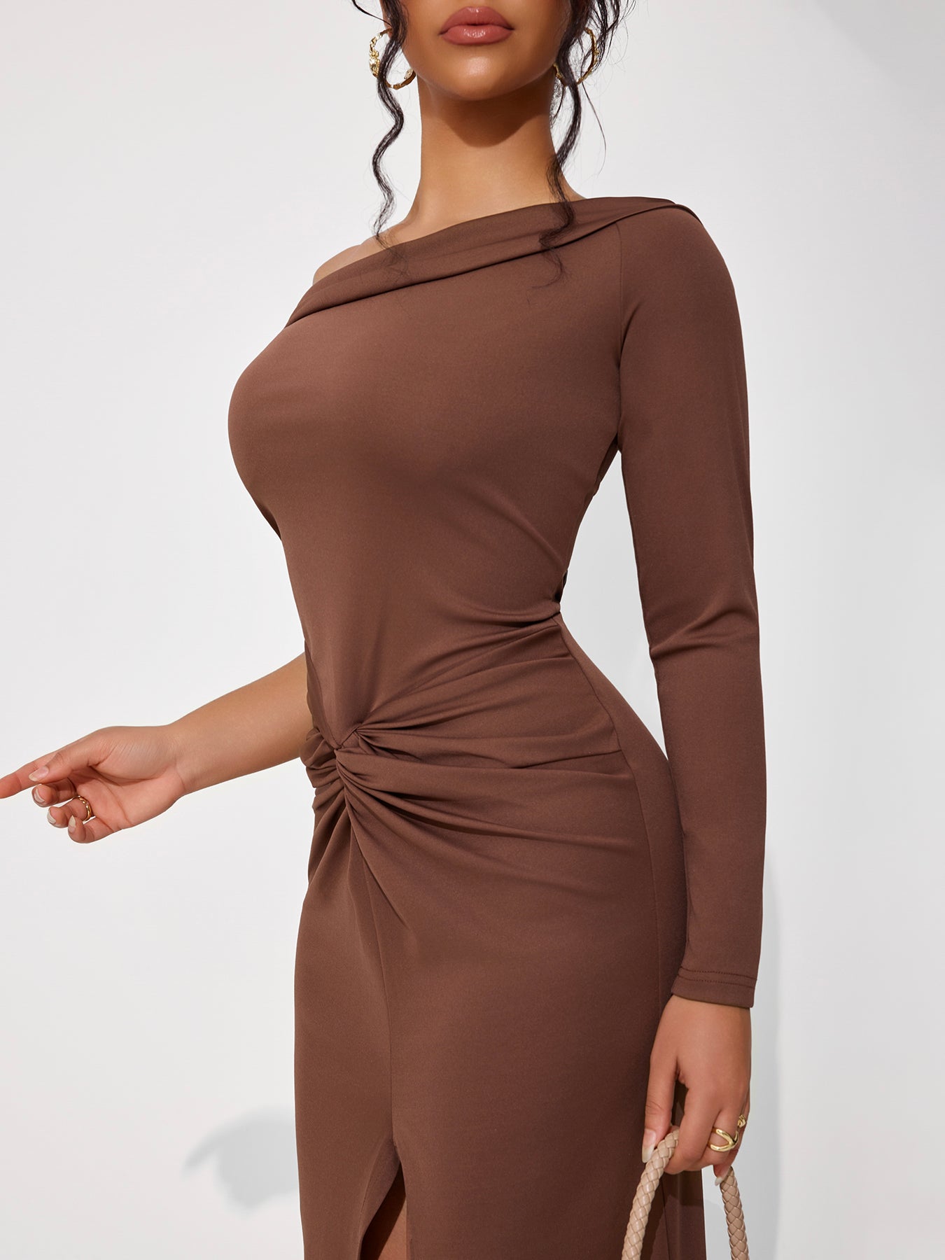 Women's Sexy Elegant Twisted Off-shoulder Hip Dress